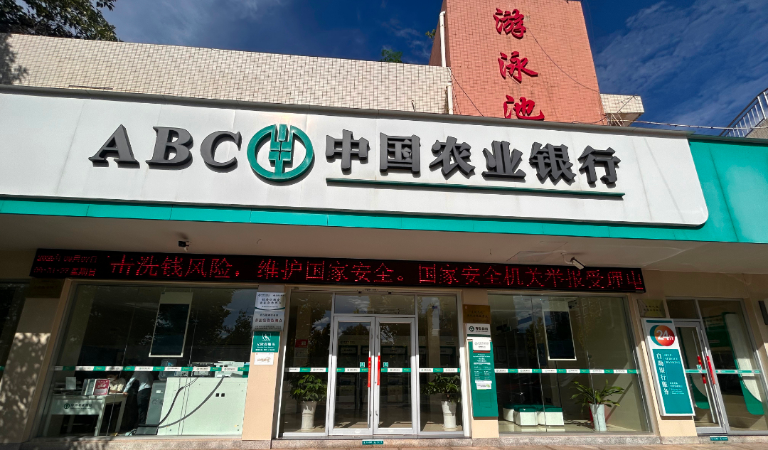 赣南师大3.jpg